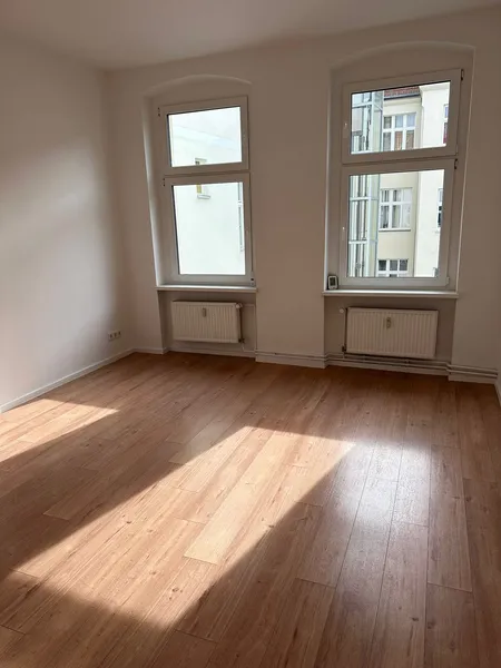 Schöne, ruhige Altbau-Wohnung in der Wilhelmstadt — photo 1